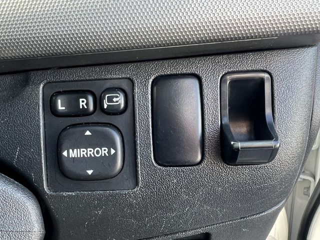 TOYOTA HIACE WAGON 4WD 2013 Image 31