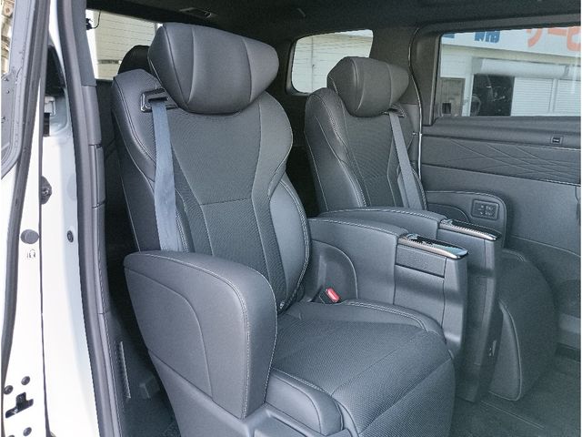 TOYOTA ALPHARD HYBRID 4WD 2023 Image 31