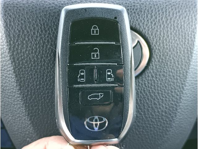 TOYOTA ALPHARD HYBRID 4WD 2023 Image 31