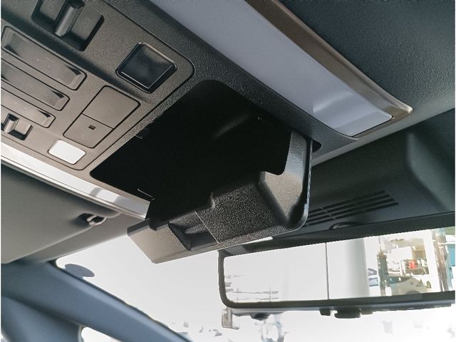 TOYOTA ALPHARD HYBRID 4WD 2023 Image 31