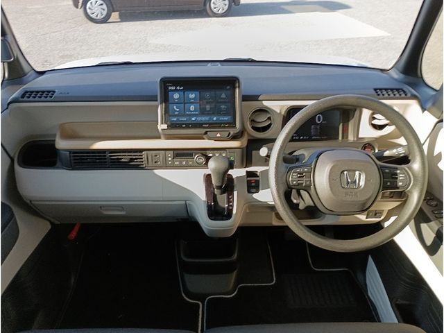 HONDA N BOX 2025 Image 31