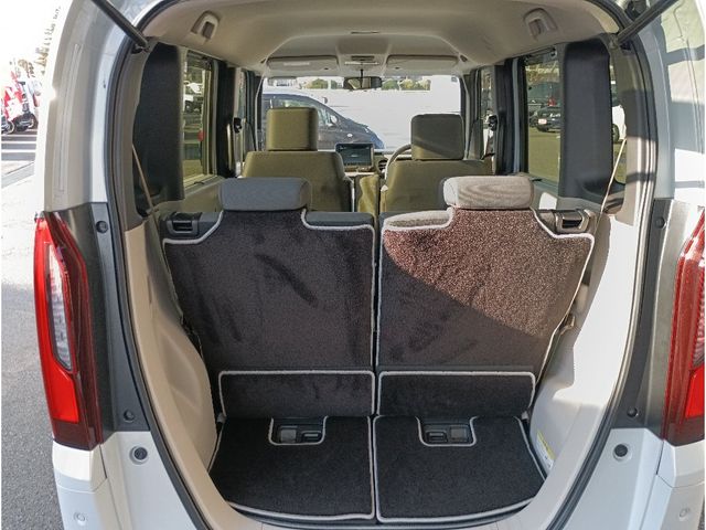 HONDA N BOX 2025 Image 31