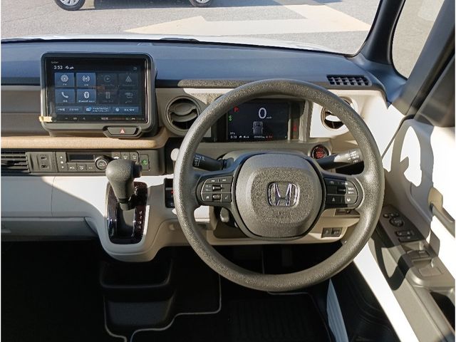 HONDA N BOX 2025 Image 31