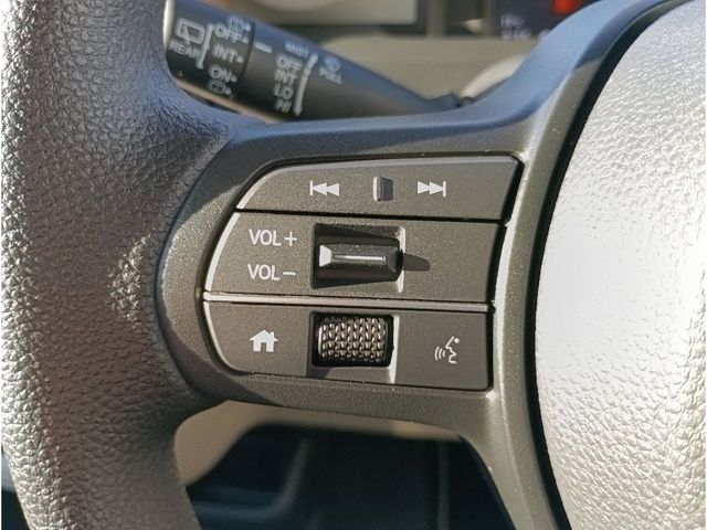 HONDA N BOX 2025 Image 31