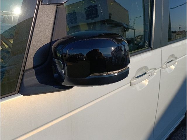 HONDA N BOX 2025 Image 31