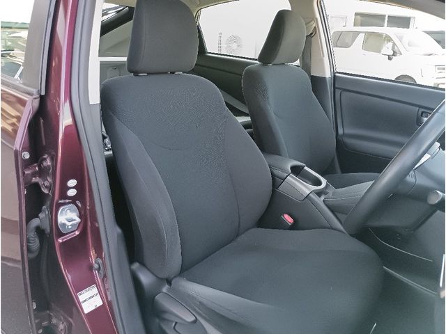 TOYOTA PRIUS PHV 2014 Image 31