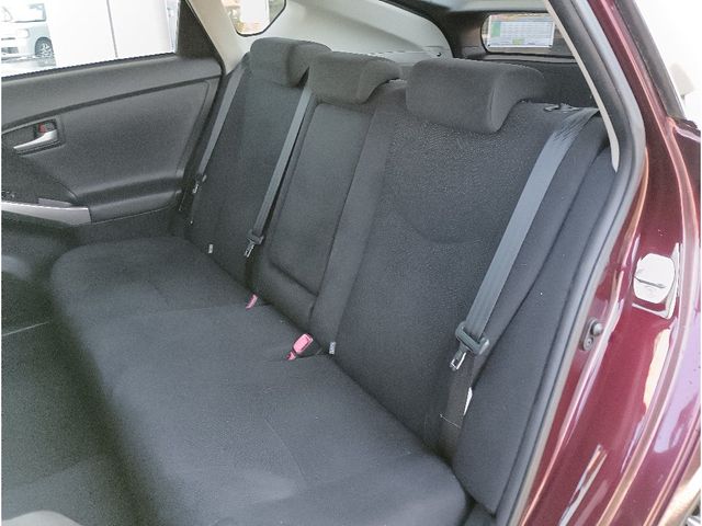 TOYOTA PRIUS PHV 2014 Image 31