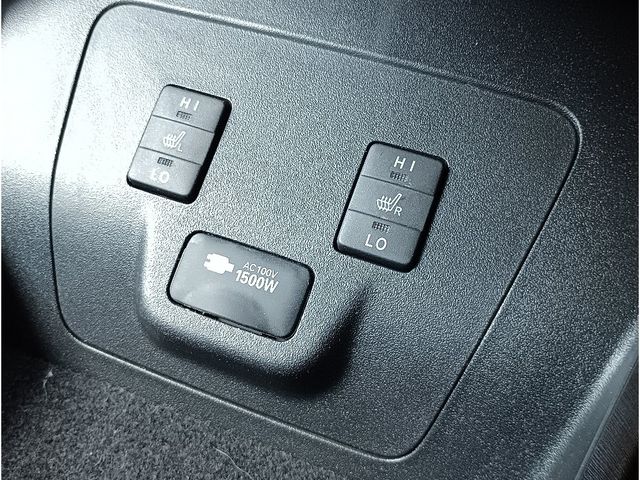 TOYOTA PRIUS PHV 2014 Image 31