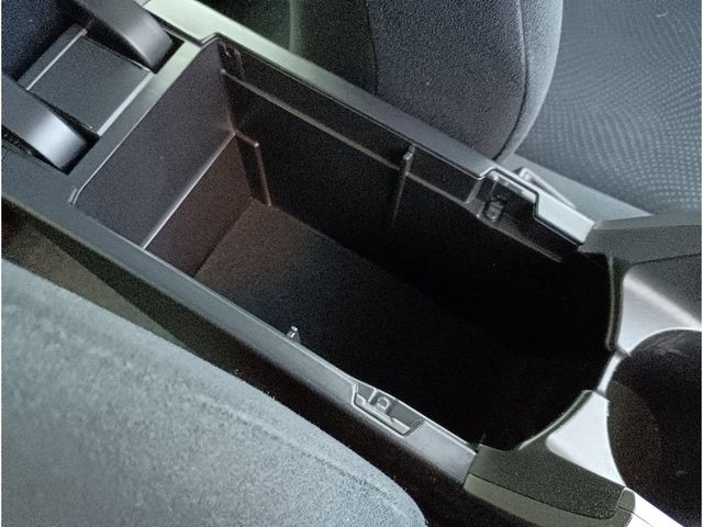 TOYOTA PRIUS PHV 2014 Image 31