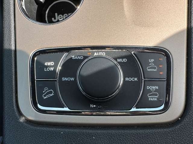 JEEP GRAND CHEROKEE 2014 Image 31