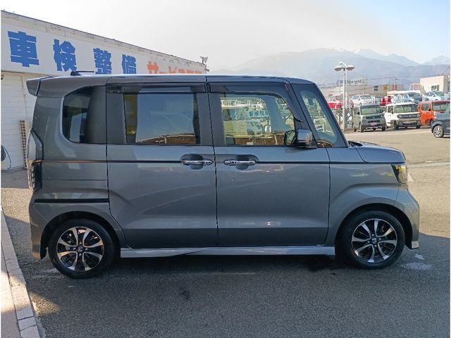 HONDA N BOX CUSTOM 2019 Image 31