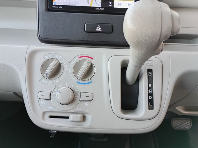 SUZUKI WAGON R 2017 Image 31