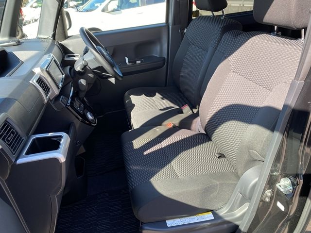 TOYOTA PIXIS MEGA 2019 Image 31