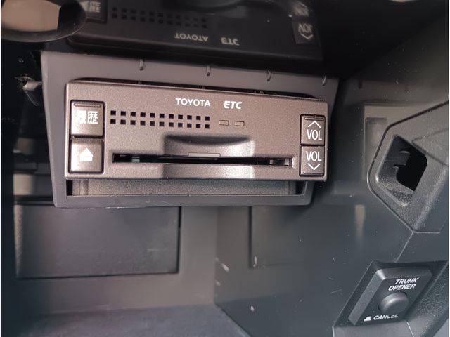 TOYOTA CROWN MAJESTA 2008 Image 31