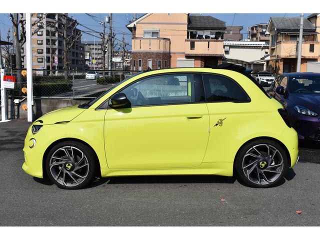 FIAT ABARTH 500E CABRIOLE 2023 Image 31