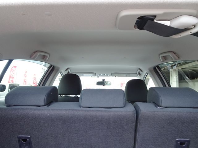 TOYOTA AQUA 2013 Image 31