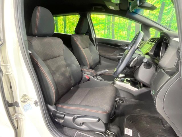 HONDA FIT HYBRID 2016 Image 31