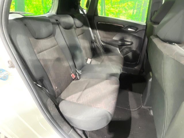 HONDA FIT HYBRID 2016 Image 31