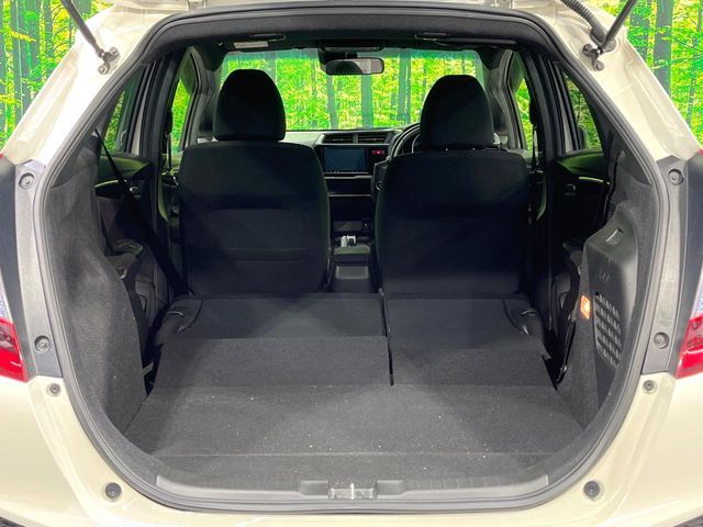 HONDA FIT HYBRID 2016 Image 31