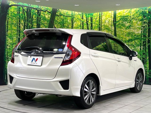 HONDA FIT HYBRID 2016 Image 31