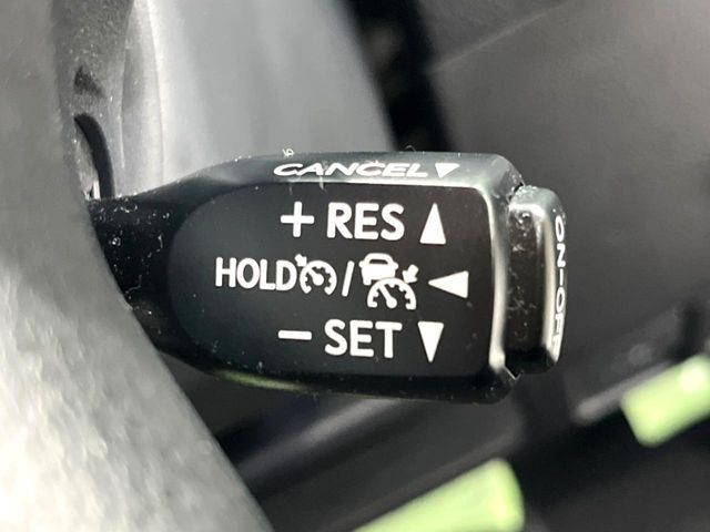 TOYOTA LANDCRUISER PRADO 2023 Image 31