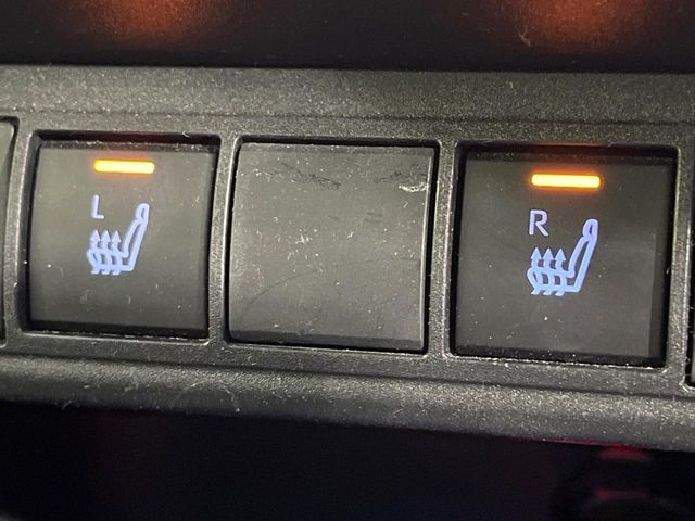 TOYOTA YARIS CROSS HYBRID 2023 Image 31