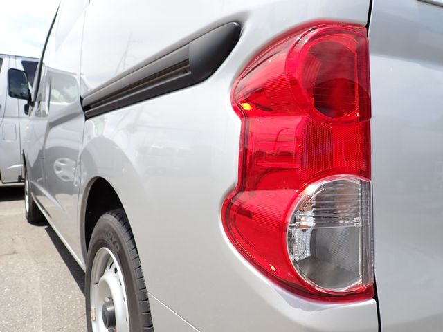 NISSAN NV200 VANETTE VAN 2020 Image 31