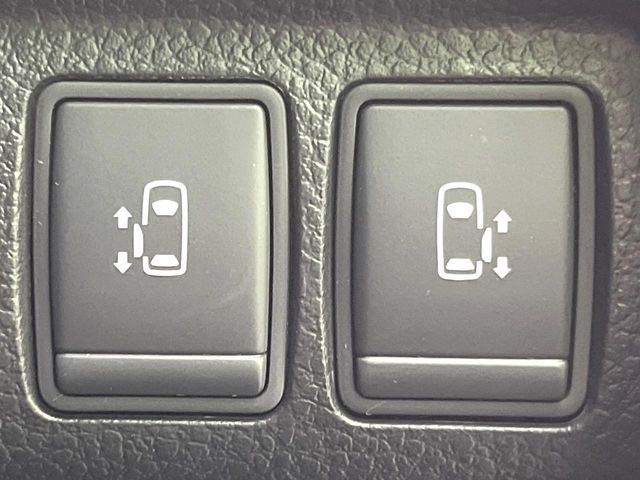 NISSAN ELGRAND 2015 Image 31