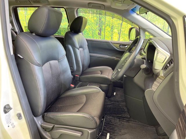 NISSAN ELGRAND 2015 Image 31