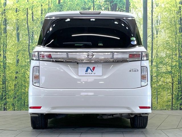 NISSAN ELGRAND 2015 Image 31