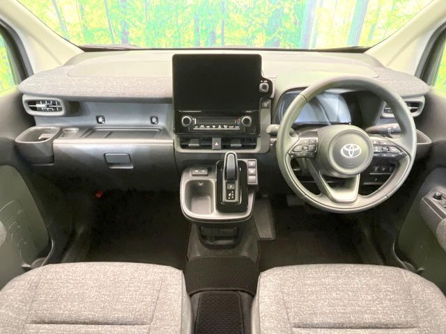 TOYOTA SIENTA HYBRID 2025 Image 31