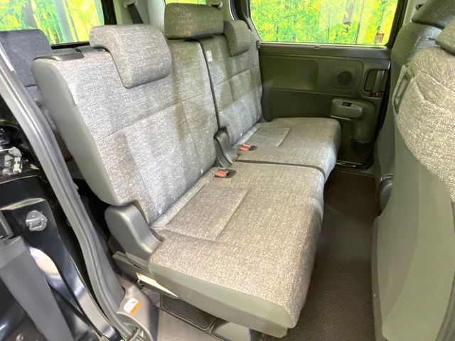 TOYOTA SIENTA HYBRID 2025 Image 31