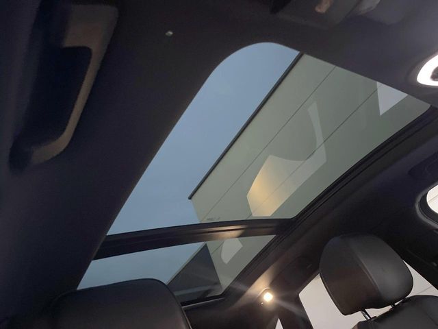 PORSCHE MACAN 2019 Image 31