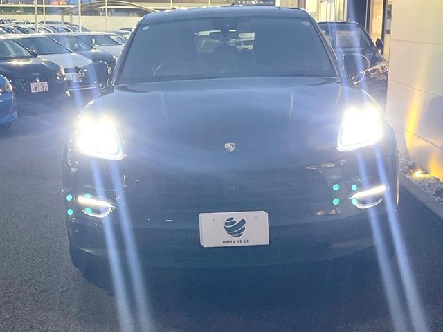 PORSCHE MACAN 2019 Image 31