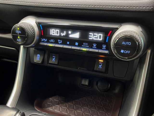 TOYOTA RAV4 HYBRID 4WD 2020 Image 31