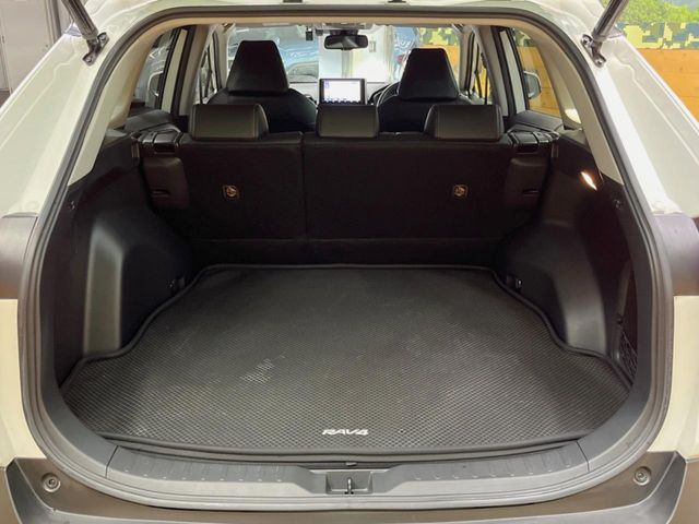 TOYOTA RAV4 HYBRID 4WD 2020 Image 31