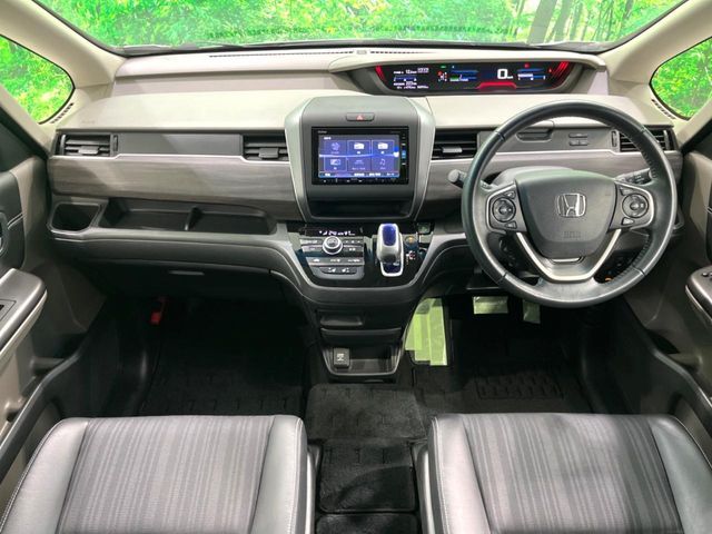 HONDA FREED HYBRID 2017 Image 31