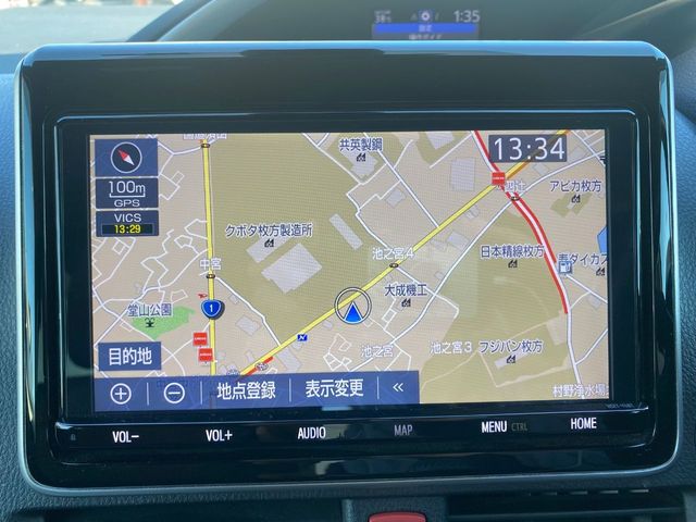 TOYOTA VOXY 2018 Image 31