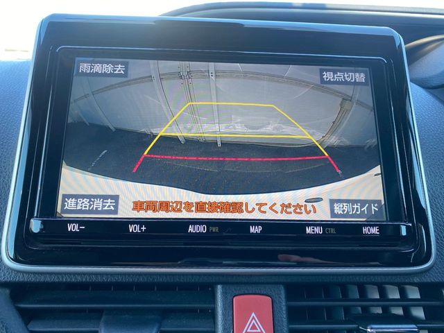 TOYOTA VOXY 2018 Image 31