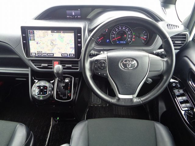 TOYOTA NOAH 2018 Image 31