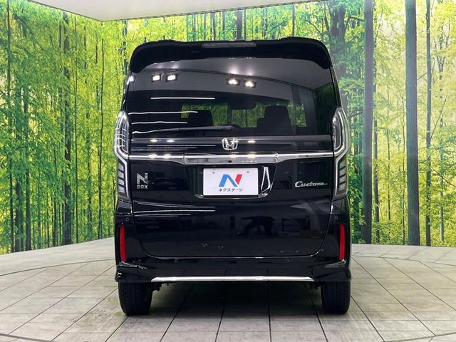 HONDA N BOX CUSTOM 2022 Image 31