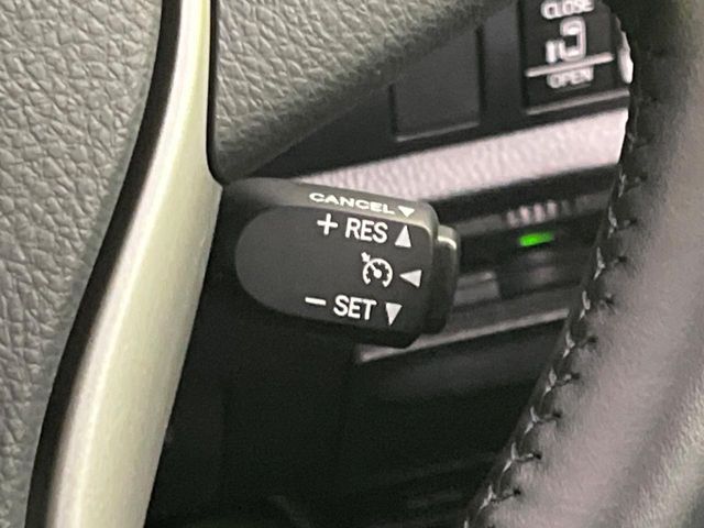 TOYOTA VOXY 2018 Image 31