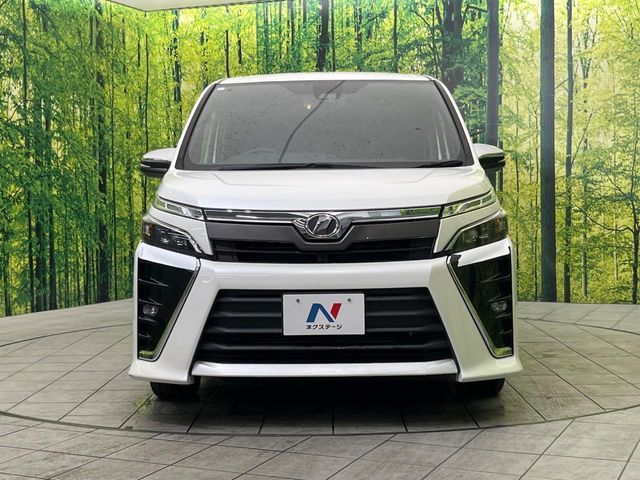 TOYOTA VOXY 2018 Image 31