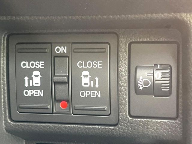 HONDA STEPWAGON E:HEV SPAD 2025 Image 31