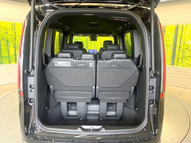 HONDA STEPWAGON E:HEV SPAD 2025 Image 31