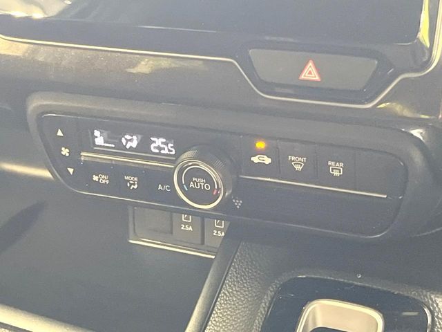 HONDA N BOX CUSTOM 2018 Image 31