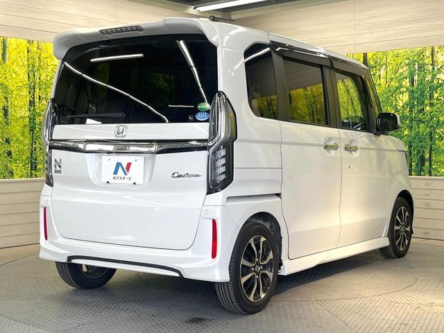 HONDA N BOX CUSTOM 2018 Image 31