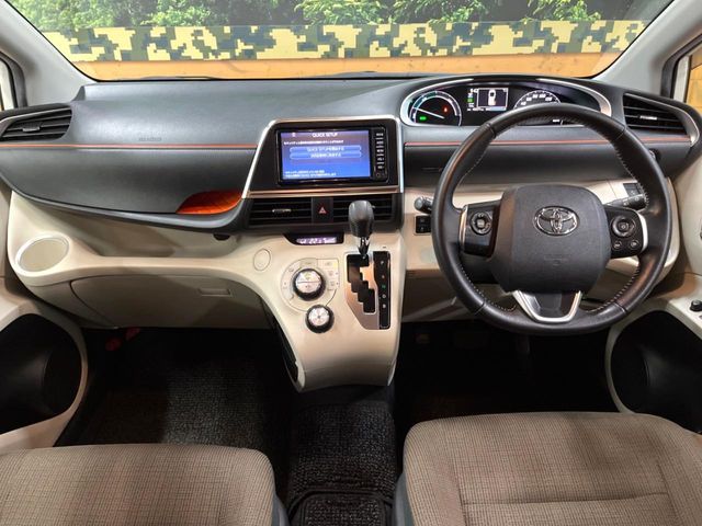 TOYOTA SIENTA HYBRID 2016 Image 31