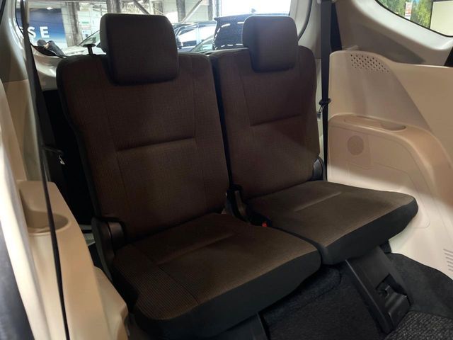 TOYOTA SIENTA HYBRID 2016 Image 31