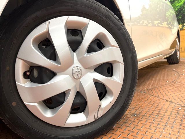 TOYOTA SIENTA HYBRID 2016 Image 31